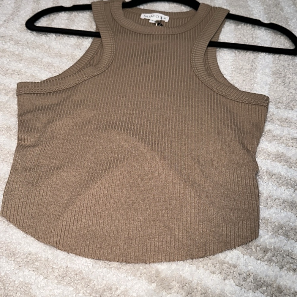 NWT Cropped Ribbed tank - Picture 2 of 3